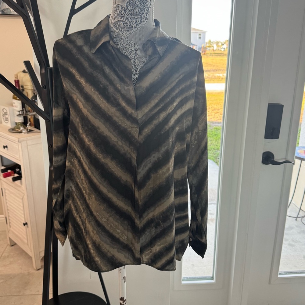 Black and Tan Long Sleeve Boxy Button Down Shirt